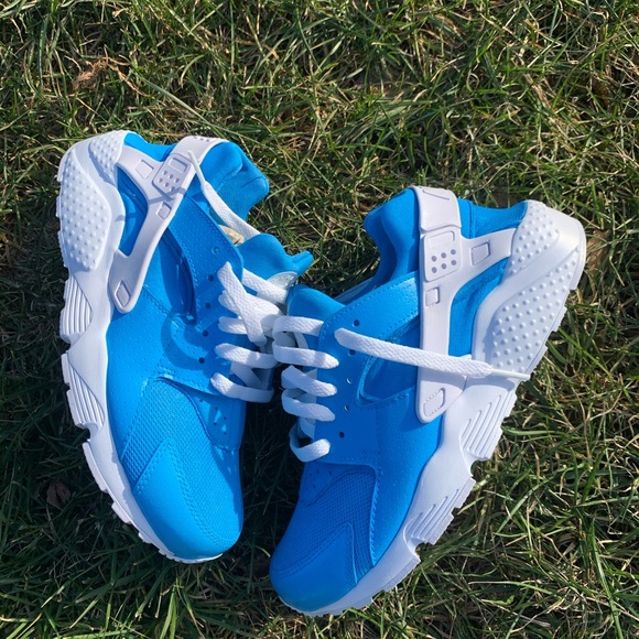 Blue Huaraches Custom Nike Air Huaraches - Picture 6 of 6